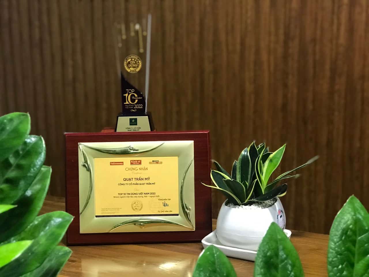 Giải thưởng Top 10 sản phẩm tin dùng Việt Nam 2022